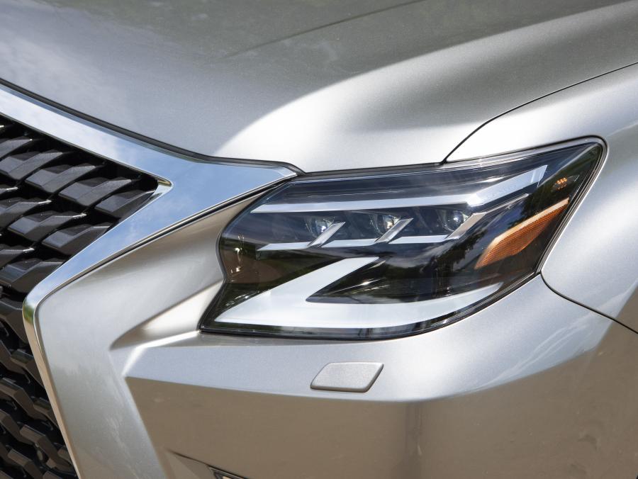 Детали экстерьера Lexus GX460 (URJ150) 2019 года  (NA) (фото 16 из 41)